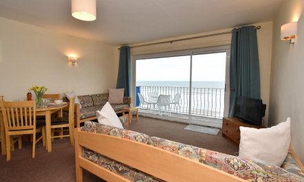 1 Bed in Saundersfoot 3