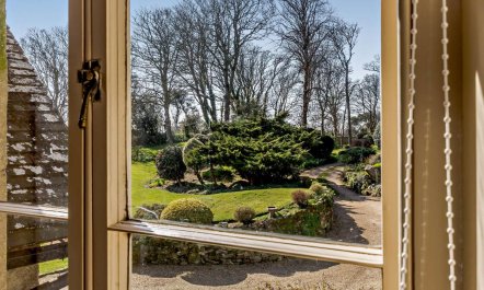 2 Bed in Niton Undercliff 1