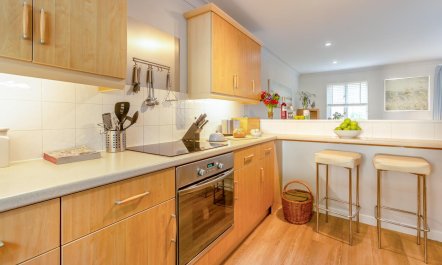 3 Bed in Falmouth 2