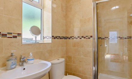 1 Bed in Cromer 9