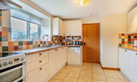 2 Bed in Crickhowell 4