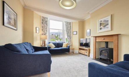 4 Bed in Keswick 1