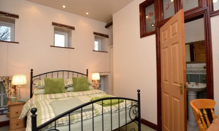 1 Bed in Bakewell 8