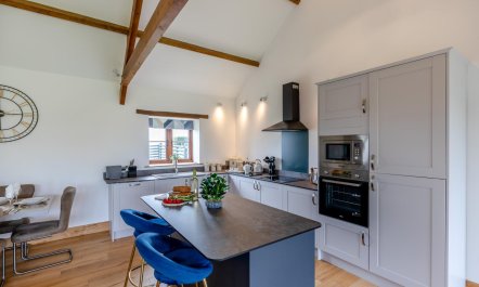 4 Bed in Bideford 2