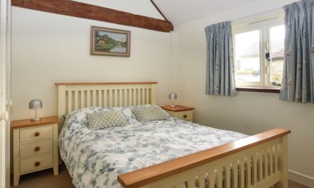 1 Bed in West Knoyle 0