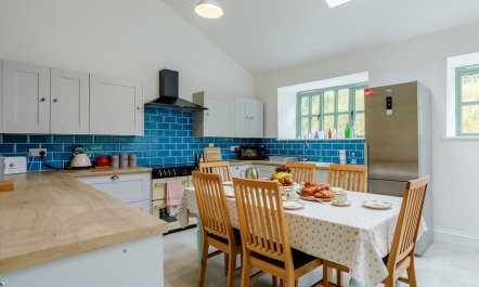 3 Bed in Bridport 4