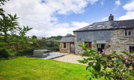 2 Bed in Launceston 1