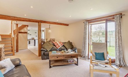 4 Bed in Ilfracombe 2