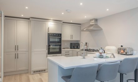 4 Bed in Brixham 6