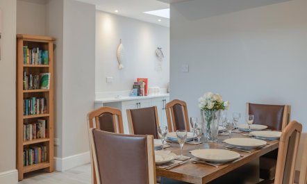 4 Bed in Brixham 2