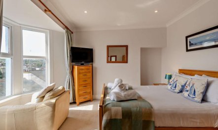 4 Bed in Brixham 7