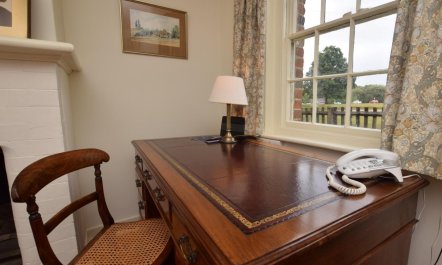 4 Bed in Lyndhurst 7