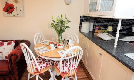 2 Bed in Witney 1