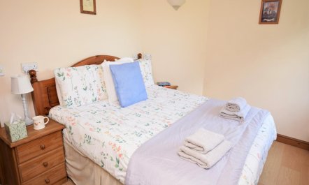 2 Bed in Witney 5