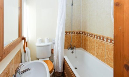 2 Bed in Witney 6