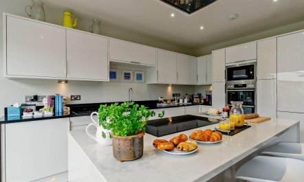 3 Bed in St. Austell 6