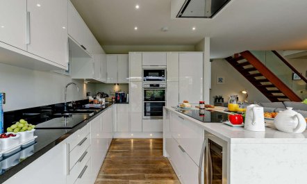 3 Bed in St. Austell 4