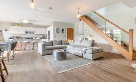 3 Bed in St. Austell 2