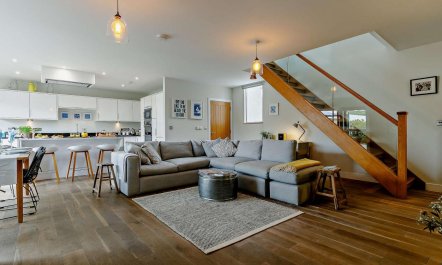 3 Bed in St. Austell 1