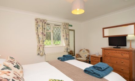 1 Bed in Whitwell 8