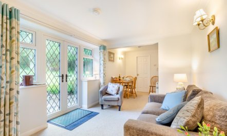 1 Bed in Whitwell 9