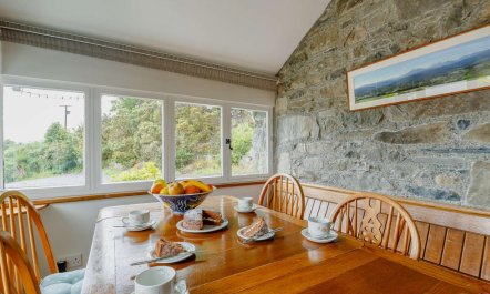 4 Bed in Llanrwst 3