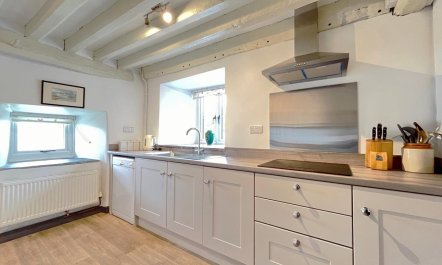 4 Bed in Llanrwst 2
