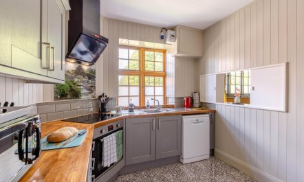 2 Bed in Minehead 6