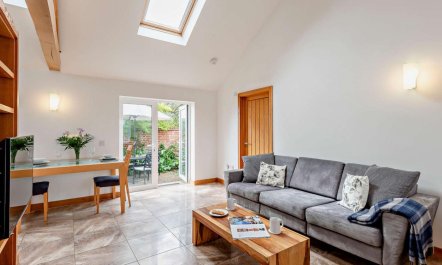 1 Bed in Lymington 3