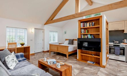 1 Bed in Lymington 1