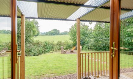 1 Bed in Abergavenny 2