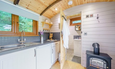 1 Bed in Abergavenny 5