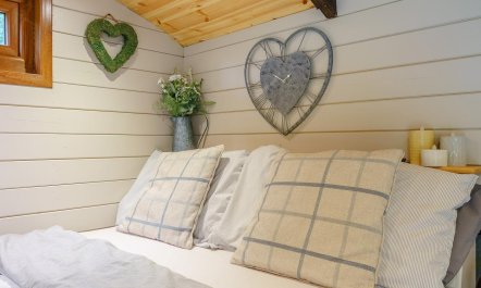 1 Bed in Abergavenny 9