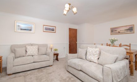 2 Bed in Keswick 1