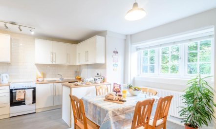 3 Bed in Richmond 3