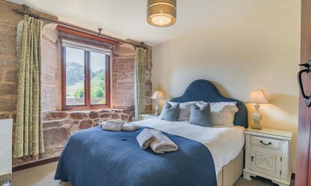 2 Bed in Ross-on-wye 1