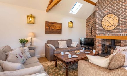 4 Bed in Dorchester 7