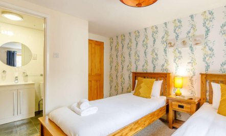 2 Bed in Ilfracombe 7
