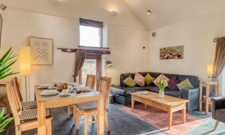 2 Bed in Tiverton 5