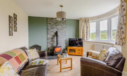 4 Bed in Denbigh 7