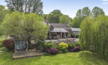 9 Bed in Hereford 7