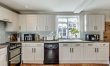6 Bed in Beaconsfield 8