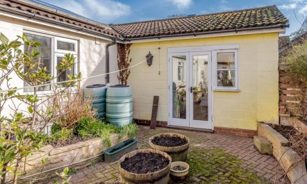 1 Bed in Woodbridge 3