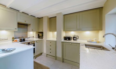 3 Bed in Grange-over-sands 4