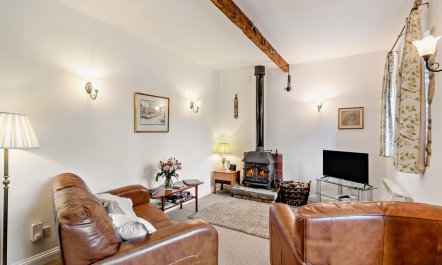 1 Bed in Cheltenham 1