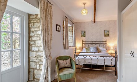 1 Bed in Cheltenham 9