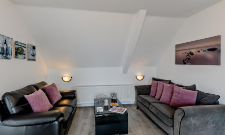 3 Bed in Seahouses 2