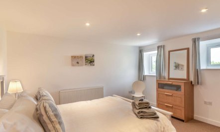 1 Bed in Cardigan 6
