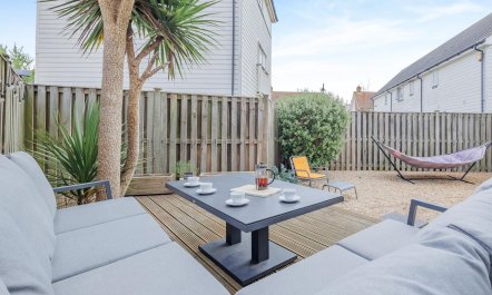 3 Bed in Camber 1