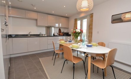 2 Bed in Bournemouth 5